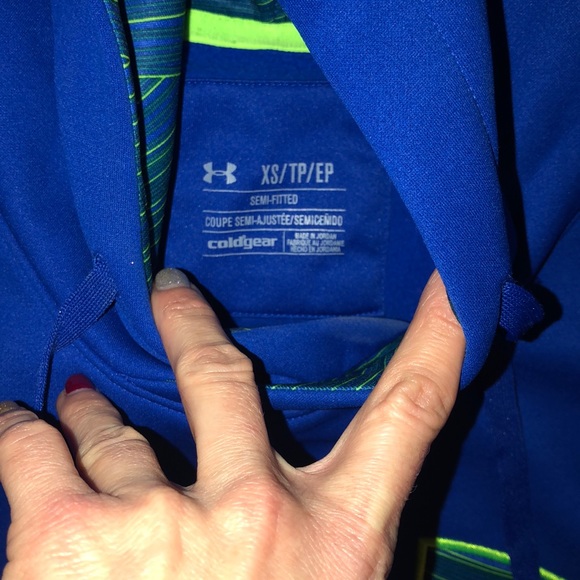 Under Armour hoodie. Xs - Picture 3 of 8